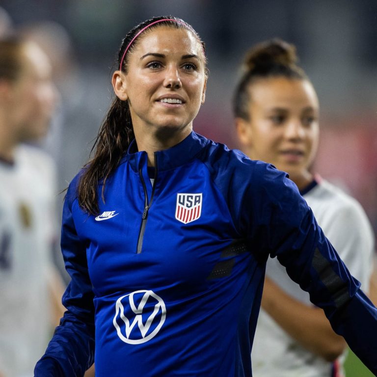 Alex Morgan Childhood, Career, Networth, Social media