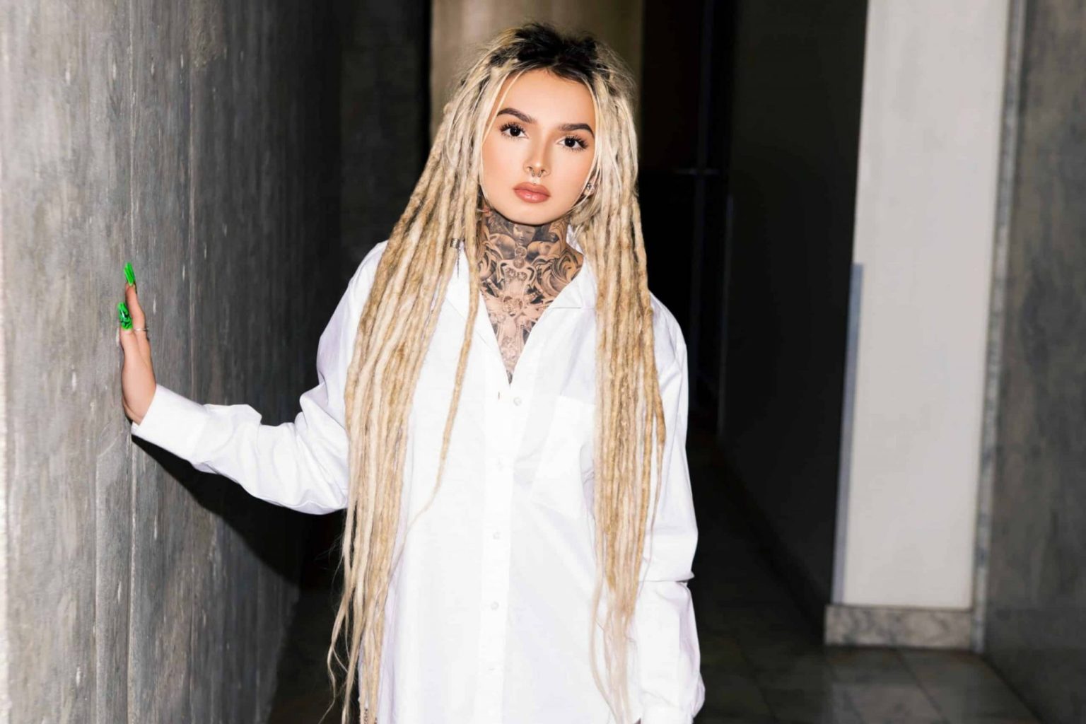 Zhavia Ward Childhood, Career, Networth, Award, Relationship