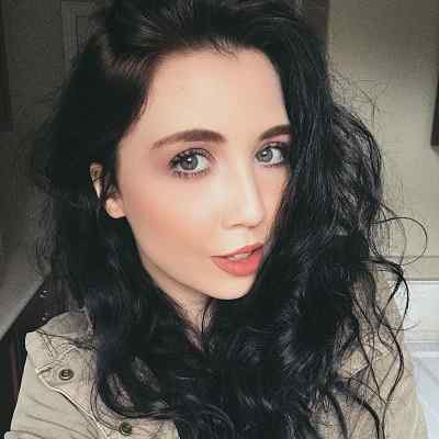 Jessii Vee Bio, Early Life, Career, Relationship, Net Worth, Body