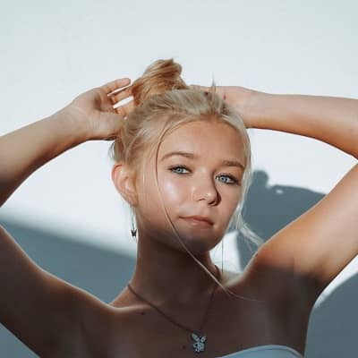 Katie Sigmond, Bio, Early Life, Career, Net Worth, Professional