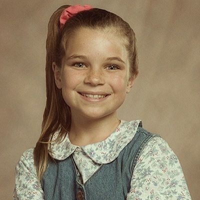 Raegan Revord -【Biography】Age, Net Worth, Single, Nationality