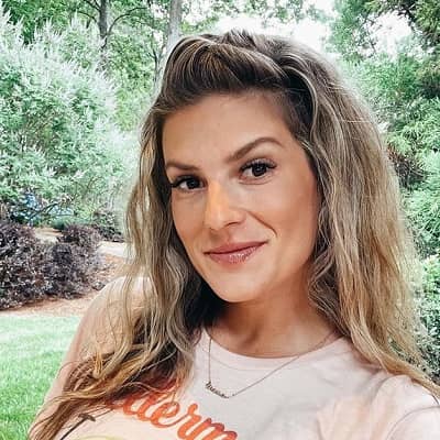 Taylor Higgins -【Biography】Age, Net Worth, Height, Married, Nationality