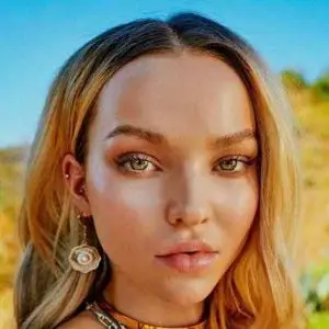 Dove Cameron
