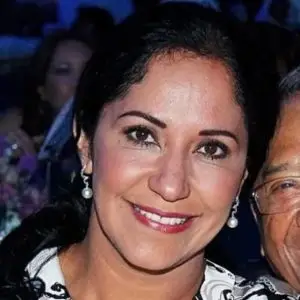 Laura Elena Villa